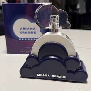 New in Box Ariana Grande Cloud 2.0 Intense